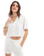 linen short sve shirt and short co-ord in white